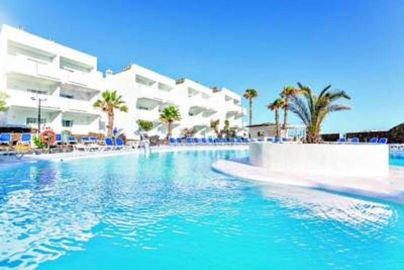 Apartamentos Ficus Costa Teguise Eksteriør billede